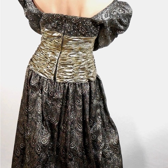 Paisley Black And Gold Evening Gown With Rhinestones Circa 1980s - Picture 6 of 7